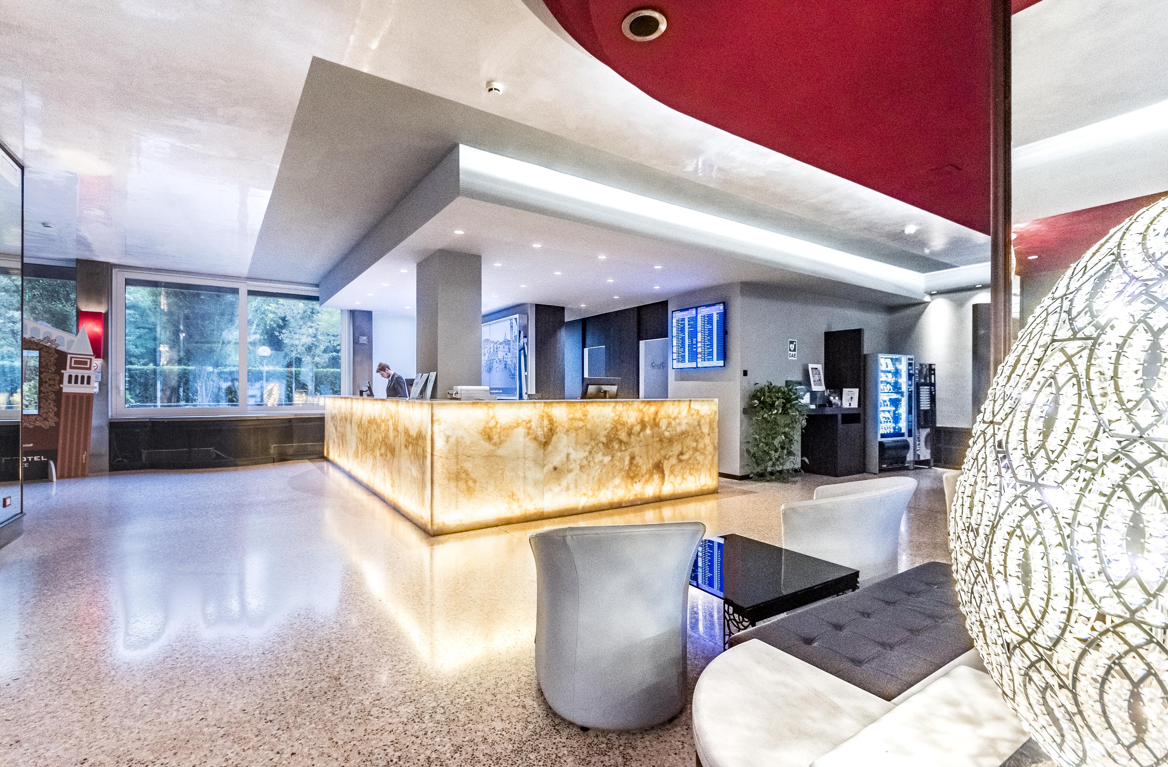 קמפלטו Antony Hotel - Venice Airport מראה חיצוני תמונה